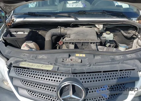 2015 Mercedes-Benz Sprinter 2500 High Roof из США, поврежденный, VIN WD3PE8DB1FP130809